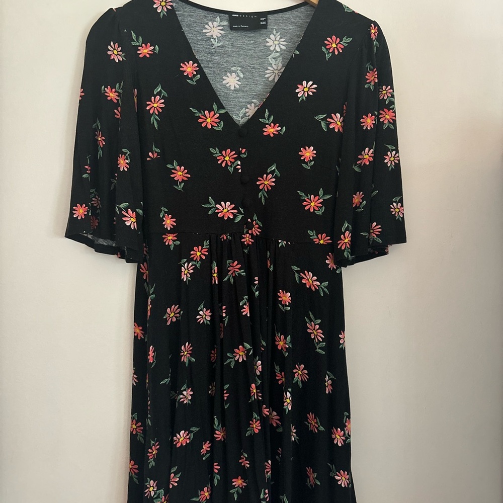 Floral Black Swing Dress